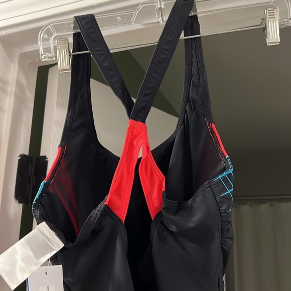 ARENA racerback NWT 16W-18W - Picture 3 of 5